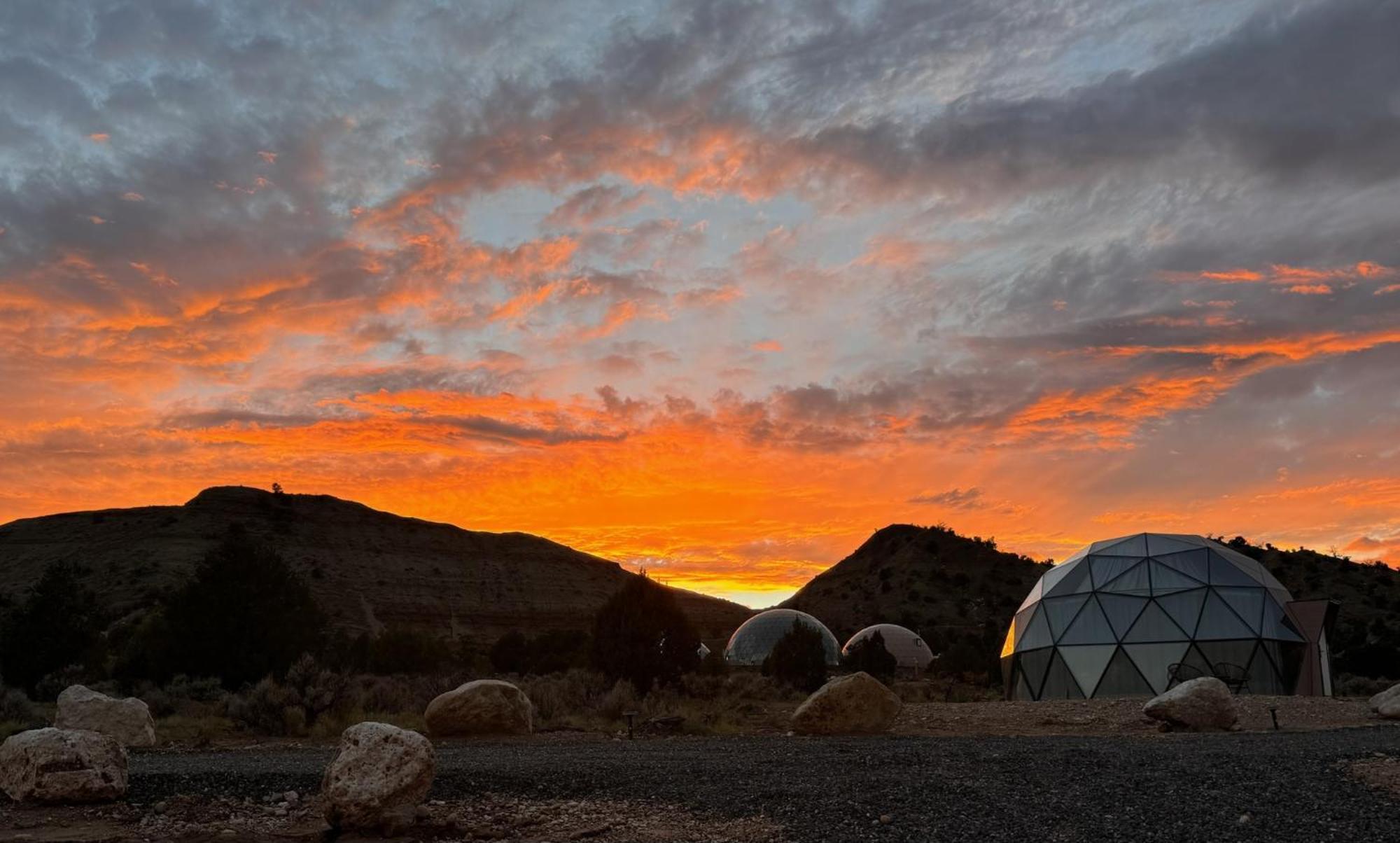 Clear Sky Resorts - Bryce Canyon - Unique Stargazing Domes 캐논빌 외부 사진