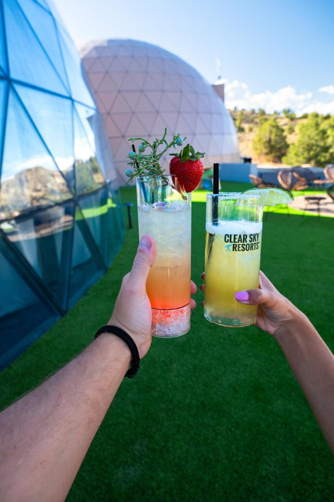 Clear Sky Resorts - Bryce Canyon - Unique Stargazing Domes 캐논빌 외부 사진