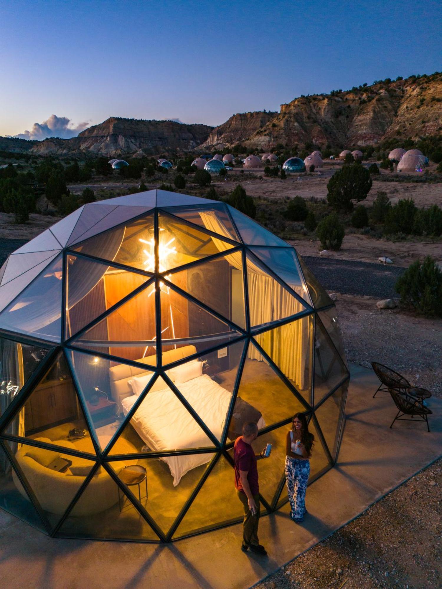 Clear Sky Resorts - Bryce Canyon - Unique Stargazing Domes 캐논빌 외부 사진