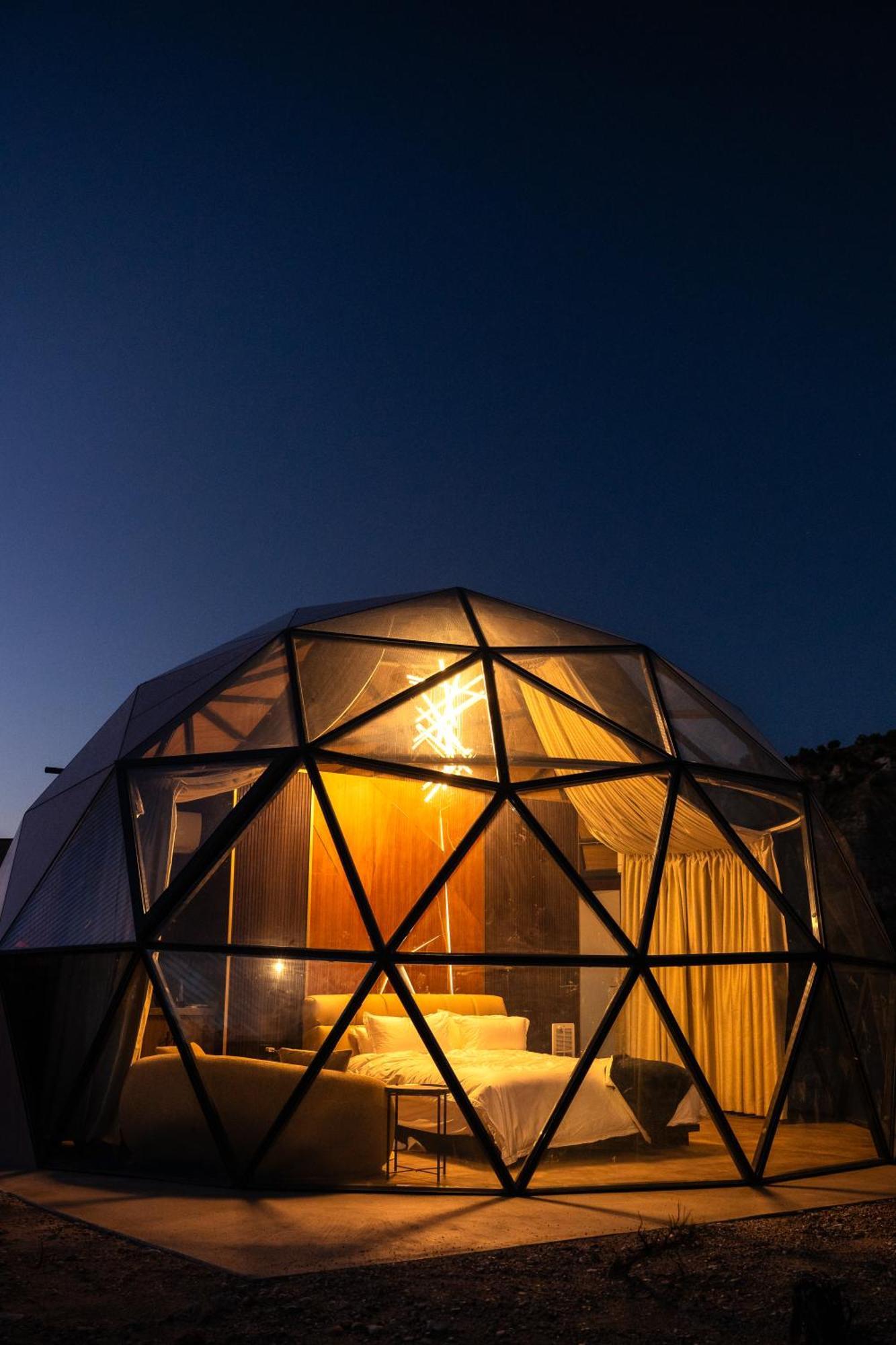 Clear Sky Resorts - Bryce Canyon - Unique Stargazing Domes 캐논빌 외부 사진